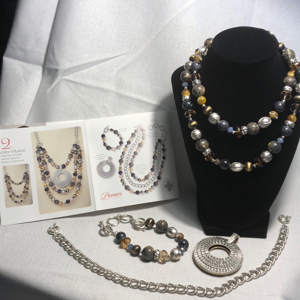 Premier Designs Top Notch - Picture 5 of 7